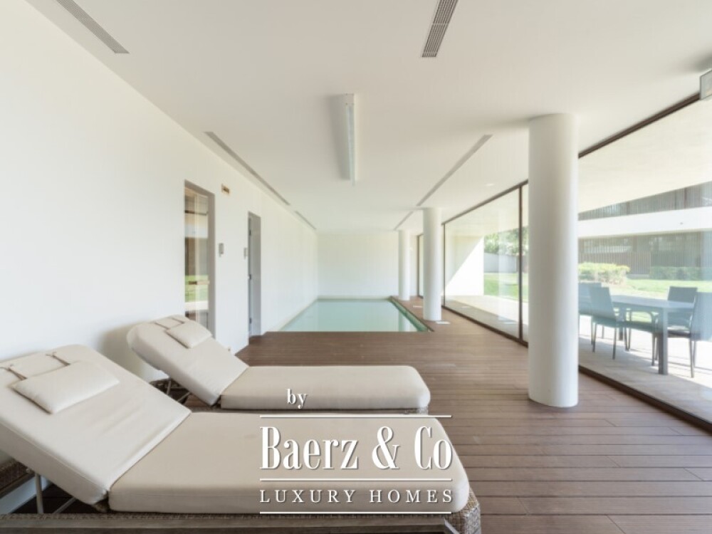 Luxurious Apartment with 3 Ensuite Bedrooms - Garden and Swimming Pool - Privileged Location - Sea View - Walking Distance from the beach - Gated community with 24/7 Security. image
