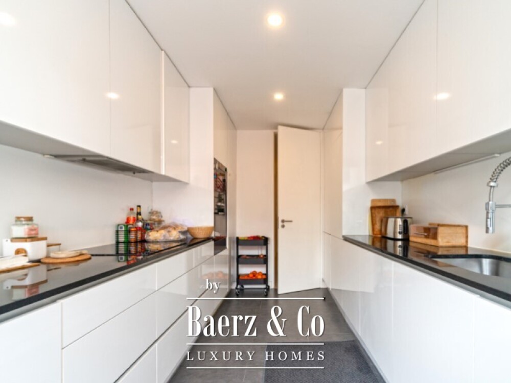 3 bedroom apartment near Amoreiras image