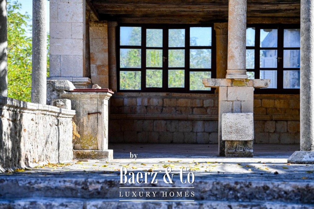 Dubrovnik surroundings - a unique summer residence preserved in its original form image