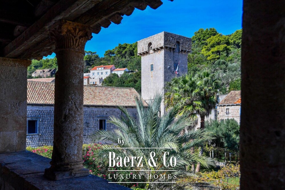Dubrovnik surroundings - a unique summer residence preserved in its original form image
