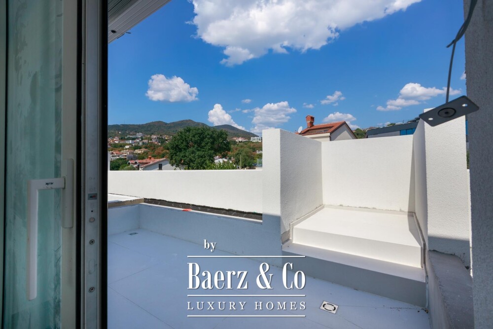 Opatija Privé, exclusive three-room penthouse 84 m², swimming pool, gym image