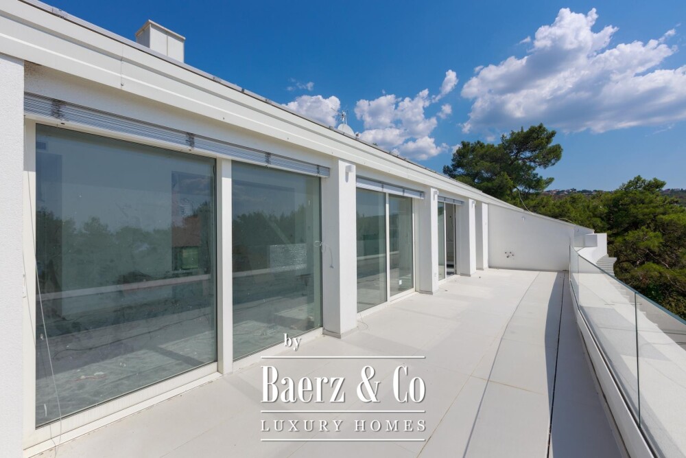 Opatija Privé, exclusive three-room penthouse 109.4 m², swimming pool, gym image