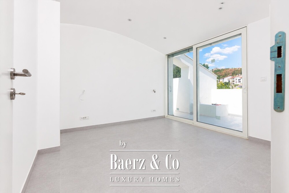 Opatija Privé, exclusive three-room penthouse 109.4 m², swimming pool, gym image