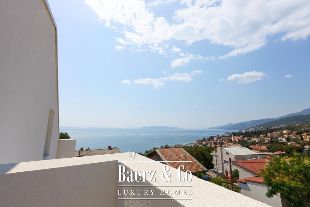 Opatija Privé, exclusive three-room penthouse 109.4 m², swimming pool, gym image