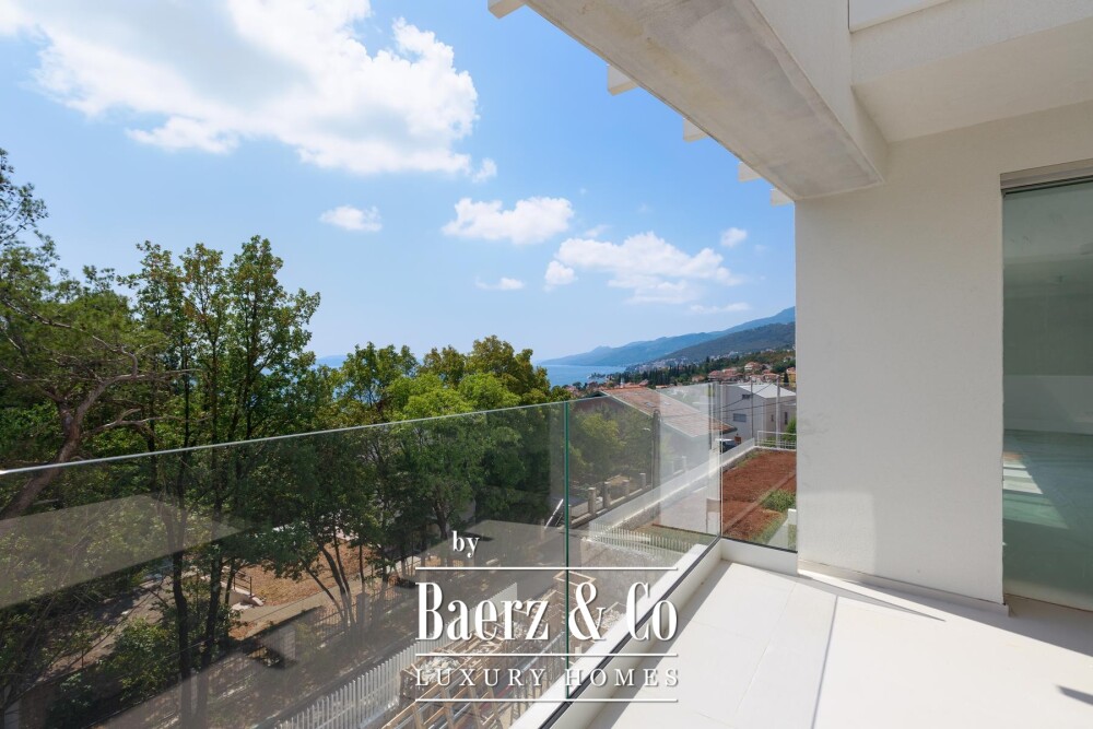 Opatija Privé, exclusive four-room apartment 139 m², swimming pool, gym image