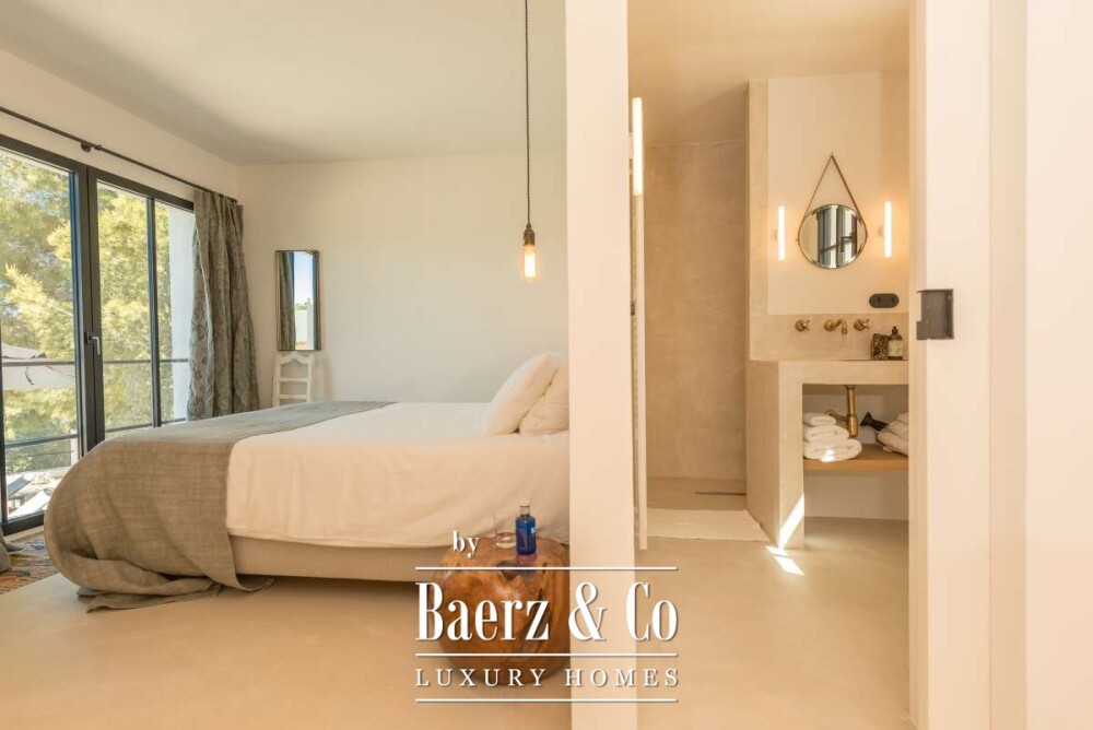 Beautiful luxury home in Cala Tarida, Cala Tarida image