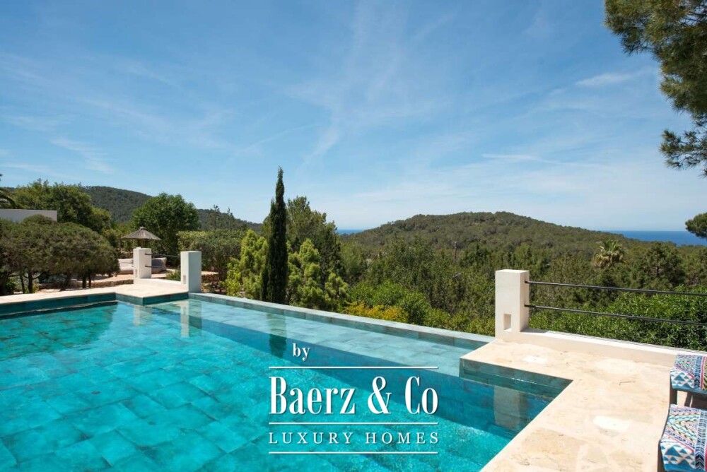 Beautiful luxury home in Cala Tarida, Cala Tarida image