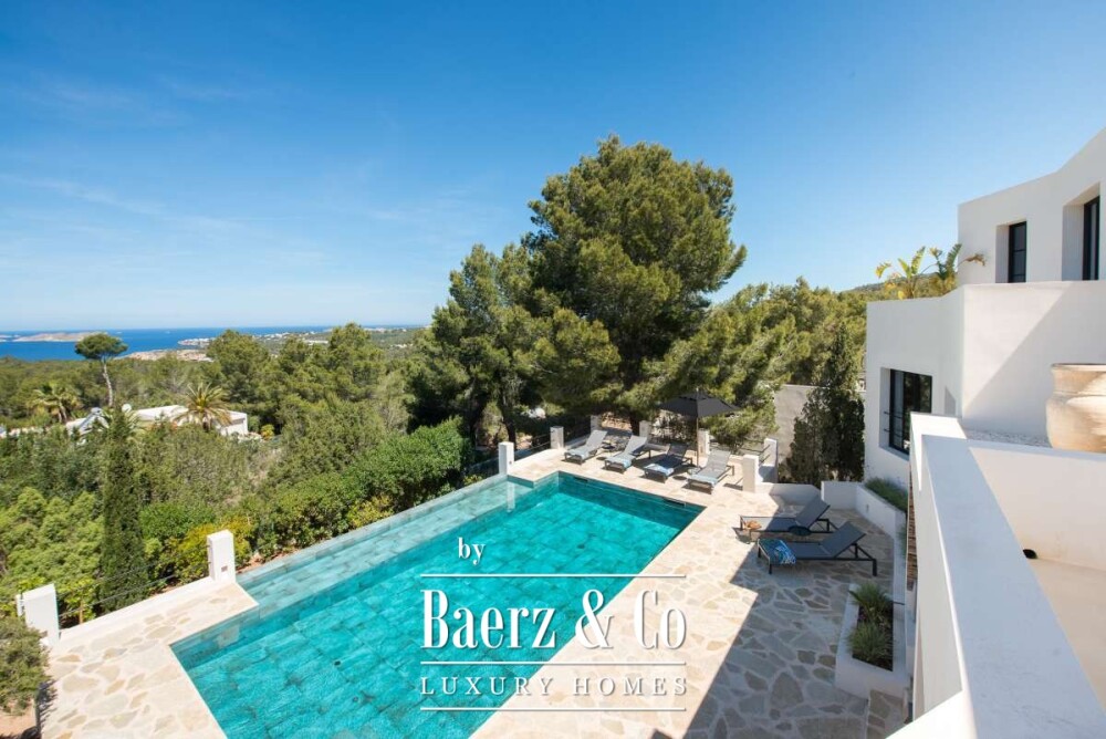 Beautiful luxury home in Cala Tarida, Cala Tarida image