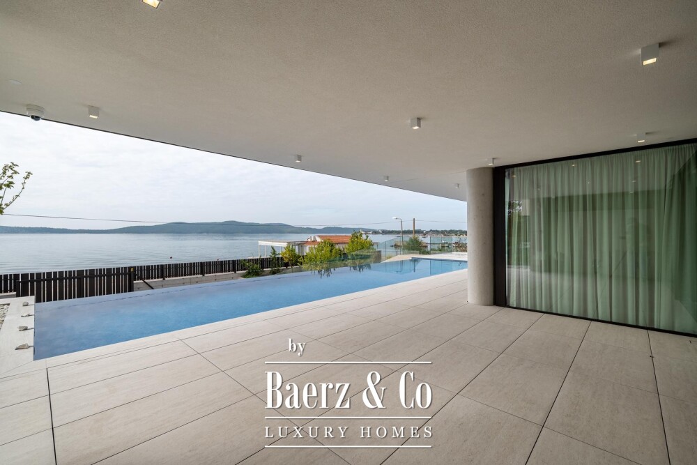 Brodarica, exclusive villa first row to the sea image