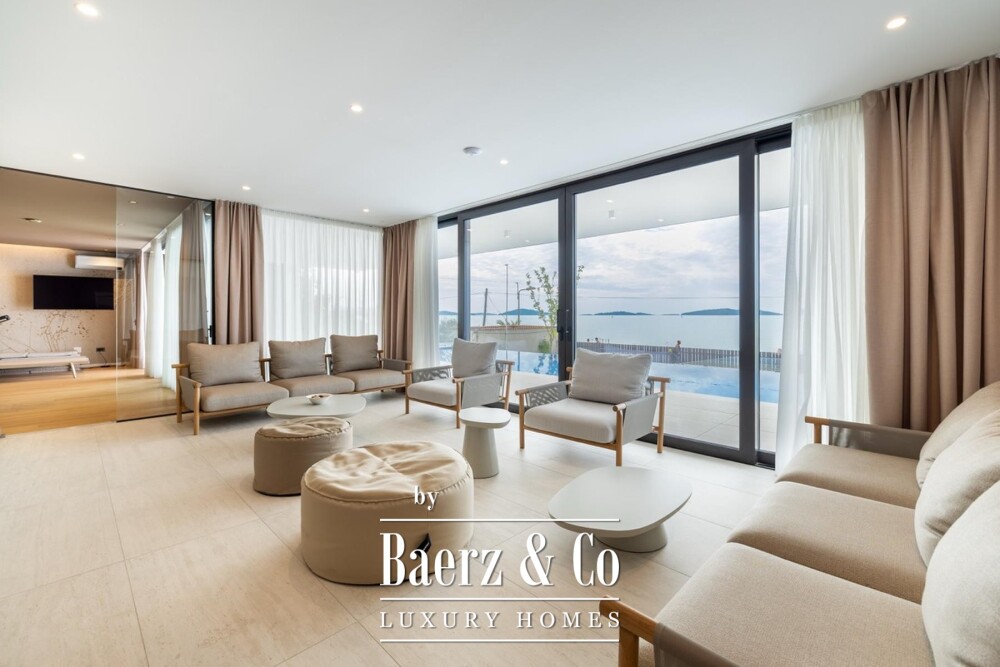 Brodarica, exclusive villa first row to the sea image
