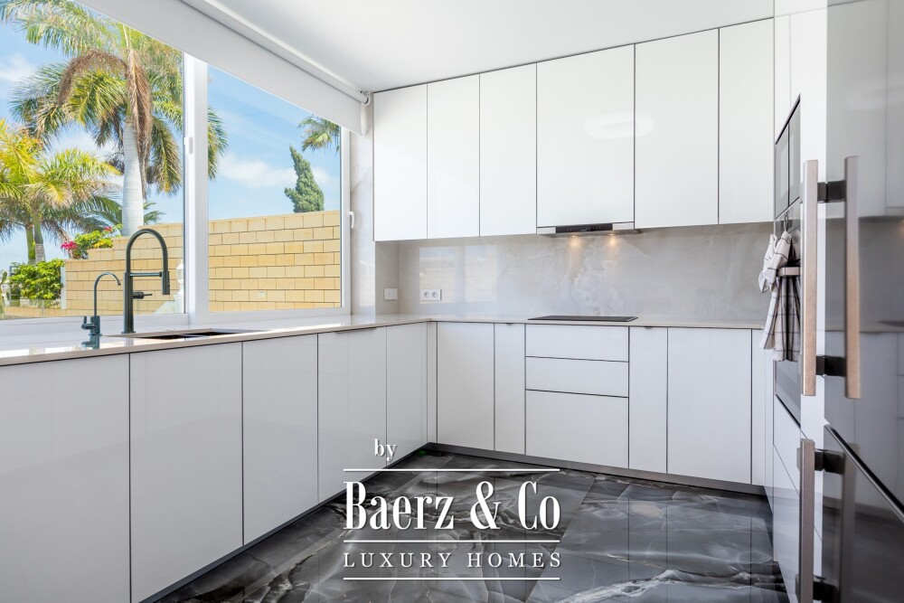 Refurbished villa with a separate annexe on Tenerife image