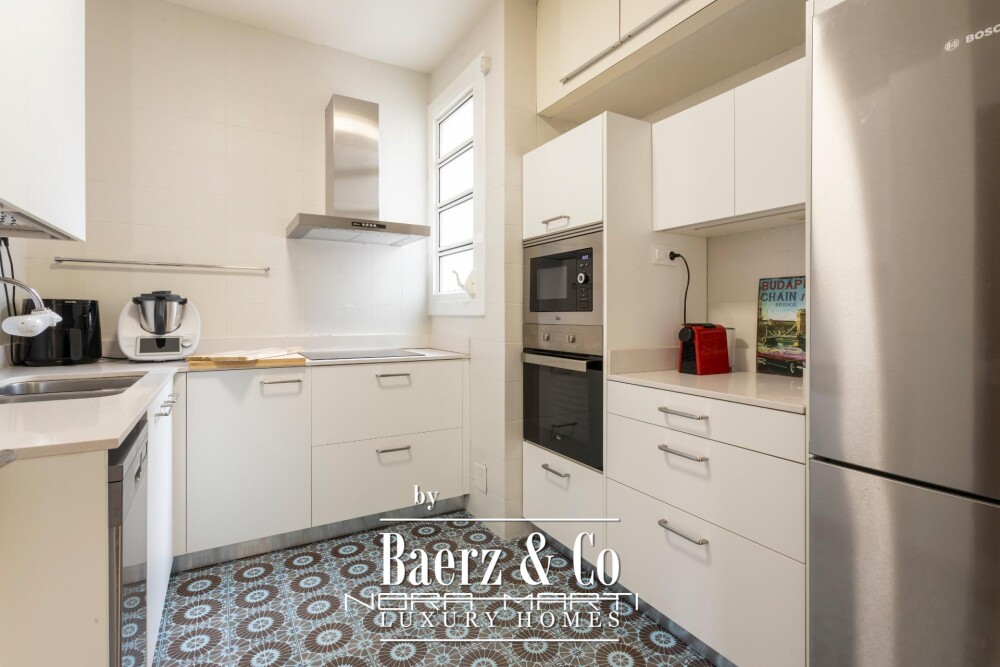 Apartment for sale in Eixample Dreta image