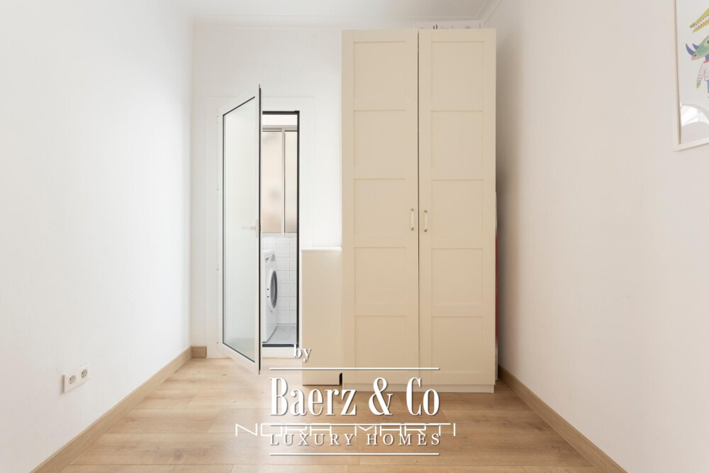 Apartment for sale in Eixample Dreta image