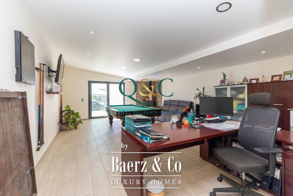 Beautiful luxury home in Santa Bárbara de Nexe, Santa Bárbara de Nexe image