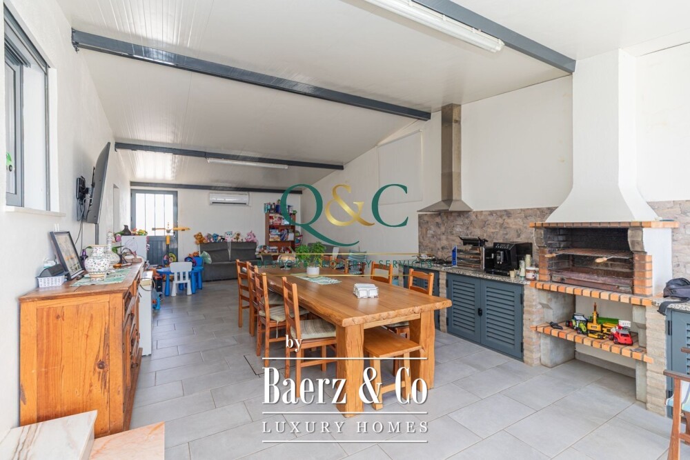 Beautiful luxury home in Santa Bárbara de Nexe, Santa Bárbara de Nexe image