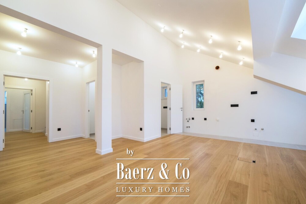 Zagreb, Srebrnjak, modern five-room penthouse 194 m² with gallery and garage image