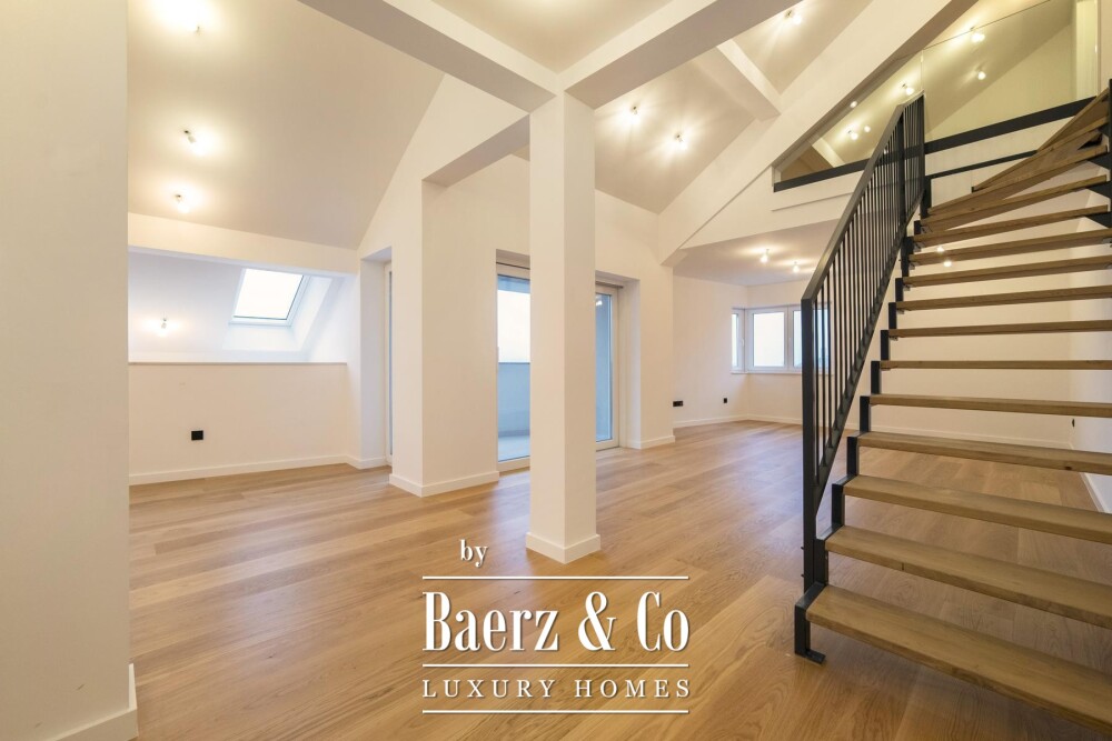 Zagreb, Srebrnjak, modern five-room penthouse 194 m² with gallery and garage image