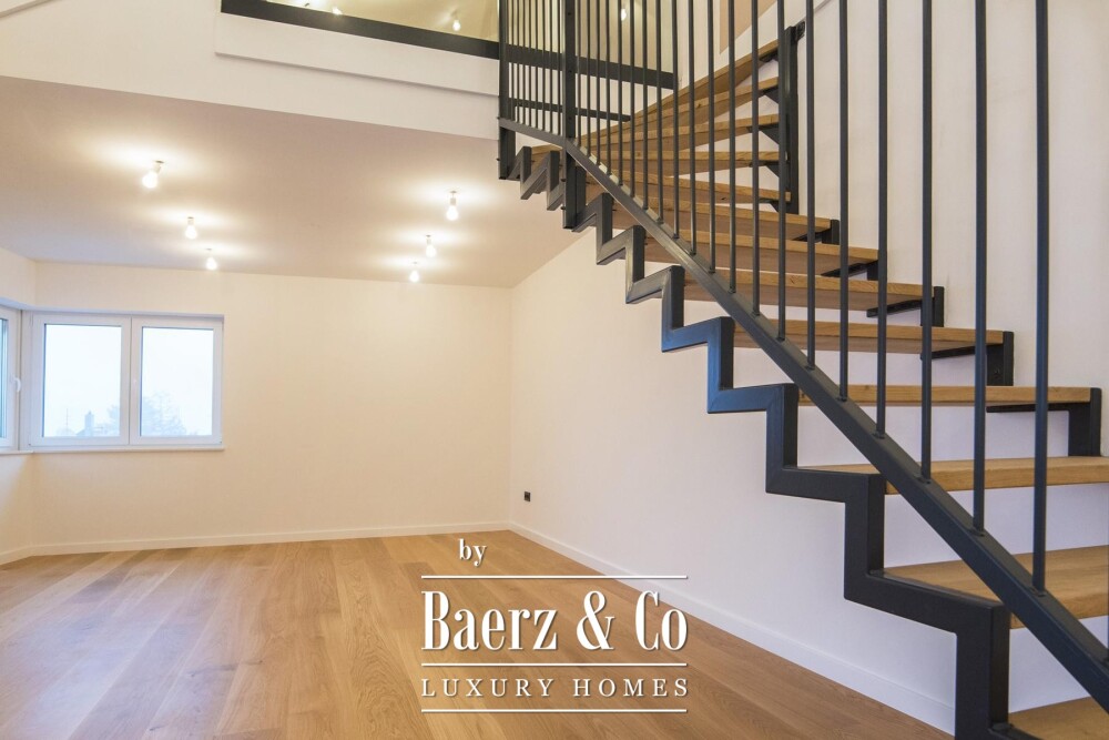 Zagreb, Srebrnjak, modern five-room penthouse 194 m² with gallery and garage image