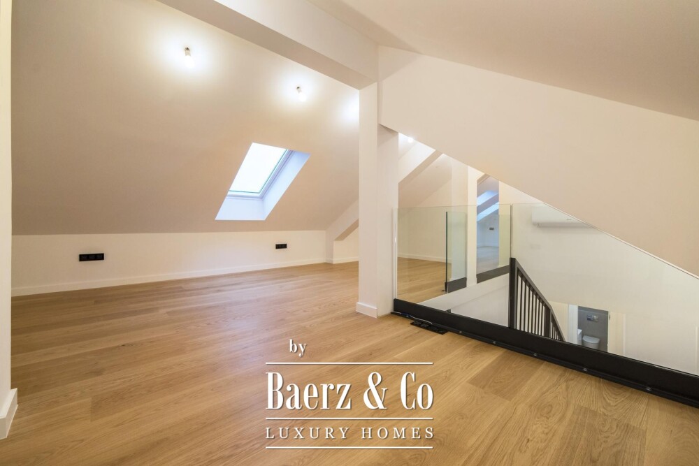 Zagreb, Srebrnjak, modern five-room penthouse 194 m² with gallery and garage image