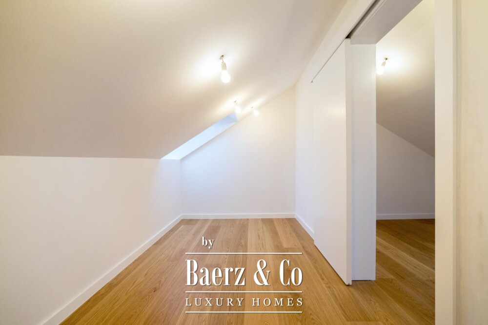 Zagreb, Srebrnjak, modern five-room penthouse 194 m² with gallery and garage image