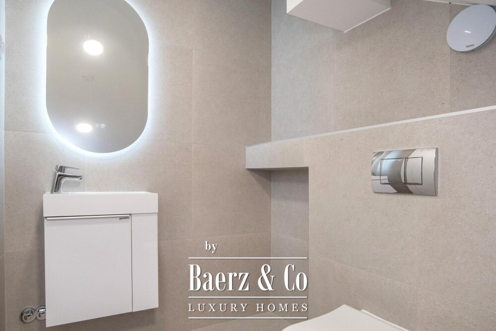 Zagreb, Srebrnjak, modern five-room penthouse 194 m² with gallery and garage image