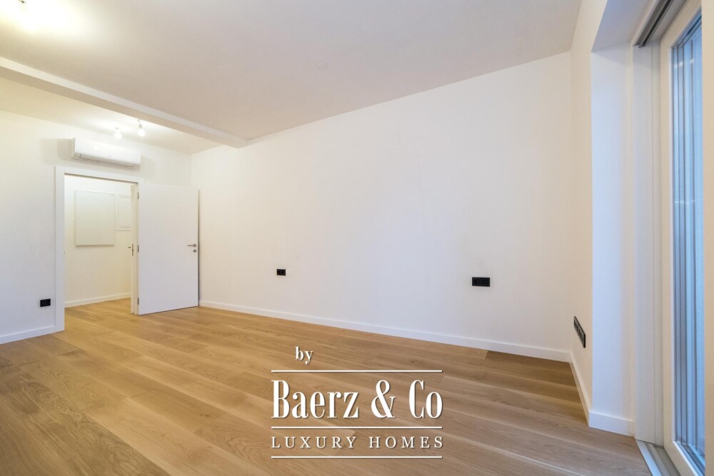 Zagreb, Srebrnjak, modern five-room penthouse 194 m² with gallery and garage image