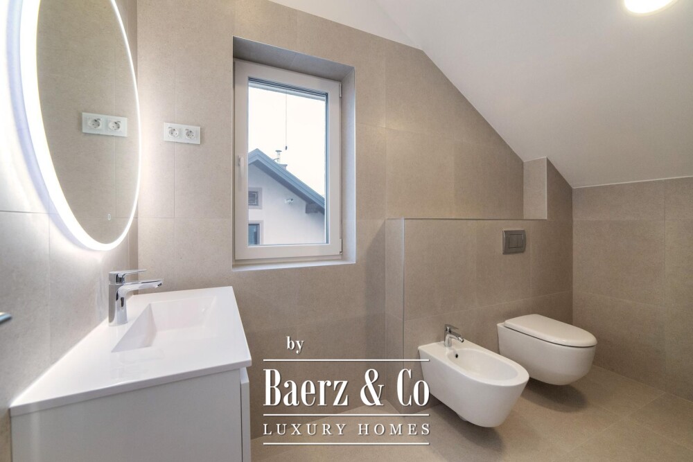 Zagreb, Srebrnjak, modern five-room penthouse 194 m² with gallery and garage image
