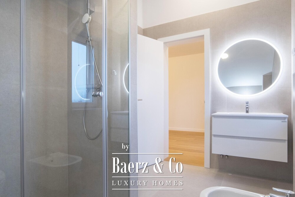 Zagreb, Srebrnjak, modern five-room penthouse 194 m² with gallery and garage image