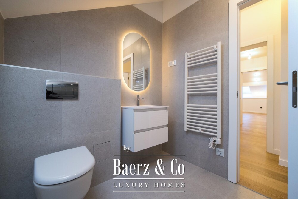 Zagreb, Srebrnjak, modern five-room penthouse 194 m² with gallery and garage image