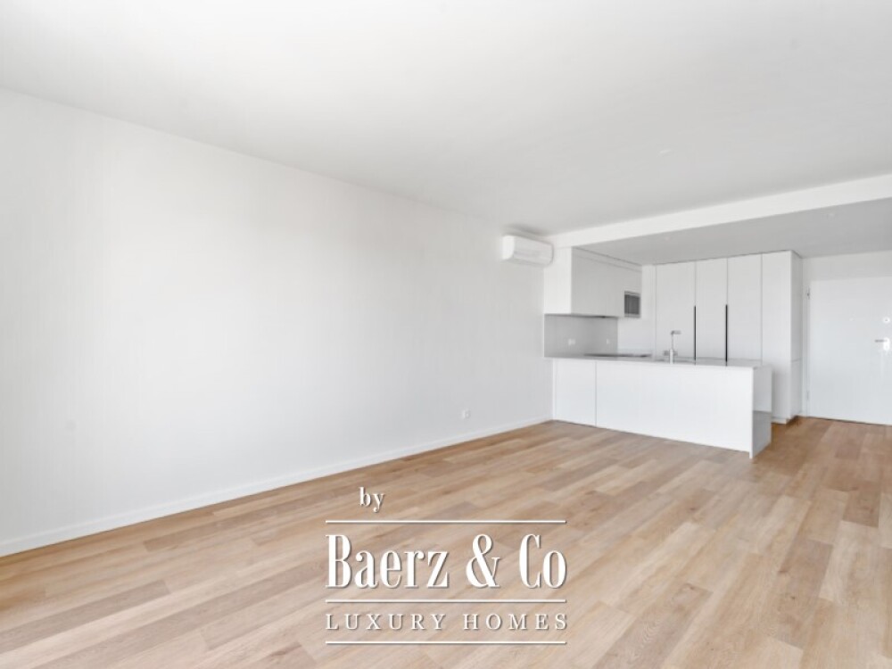 Prestigious 3 Bedroom Apartment with River View, in Miraflores image