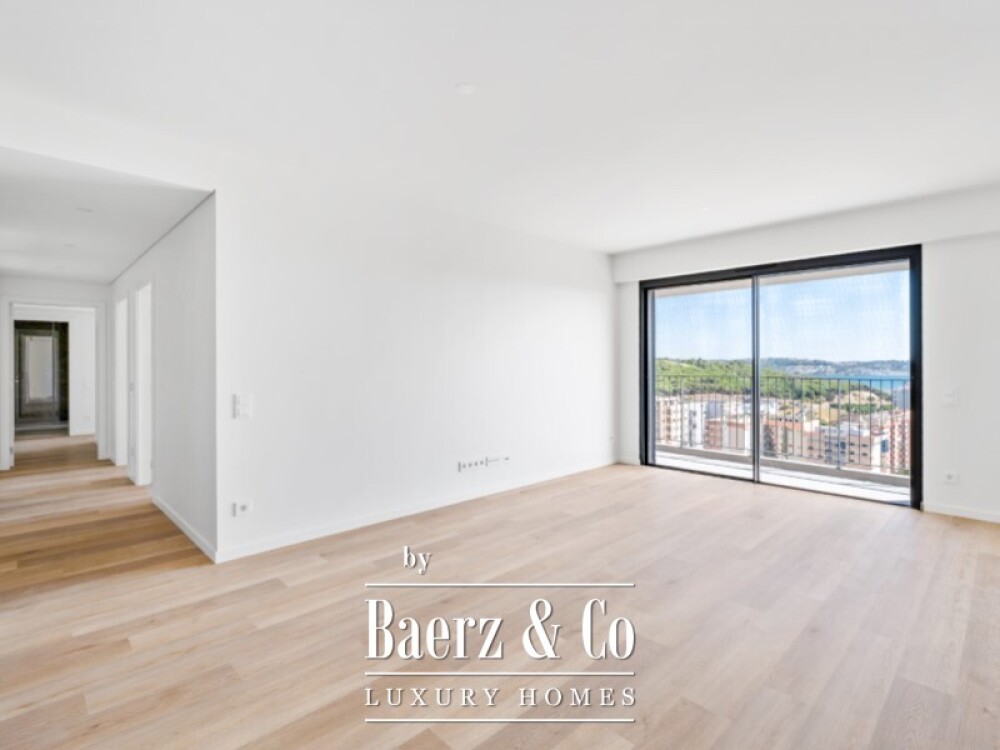 Prestigious 3 Bedroom Apartment with River View, in Miraflores image