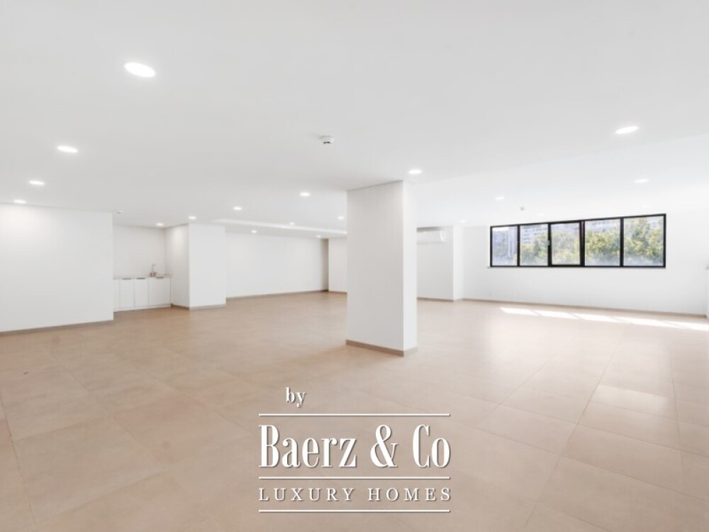 Prestigious 3 Bedroom Apartment with River View, in Miraflores image