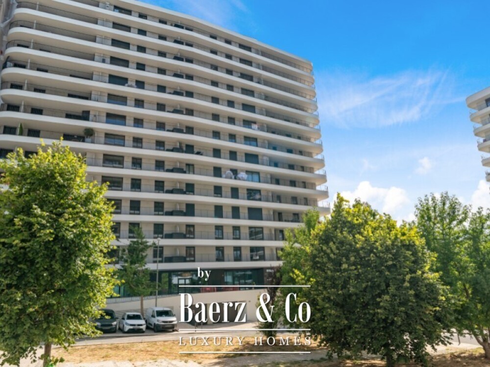 Prestigious 3 Bedroom Apartment with River View, in Miraflores image