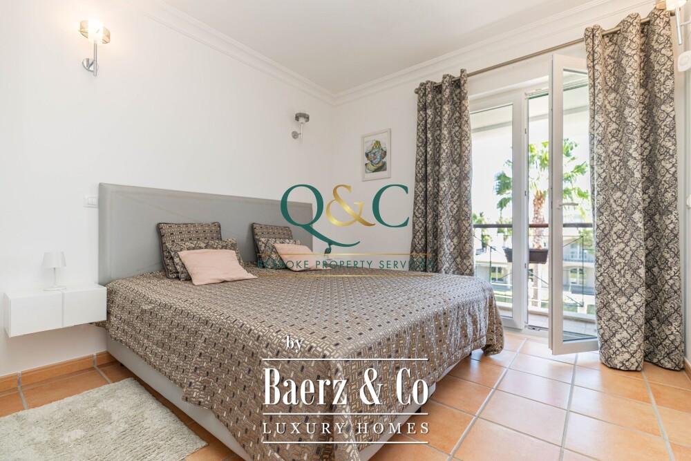 Beautiful luxury home in Quarteira, Vila Sol image