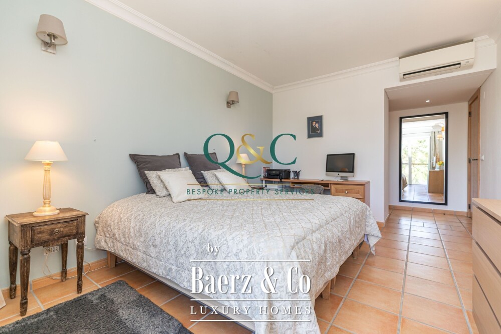 Beautiful luxury home in Quarteira, Vila Sol image