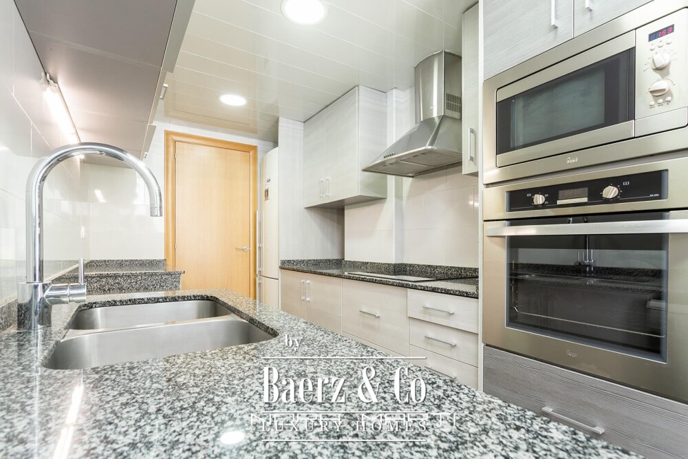 Apartment for sale in Sarrià-Sant Gervasi image