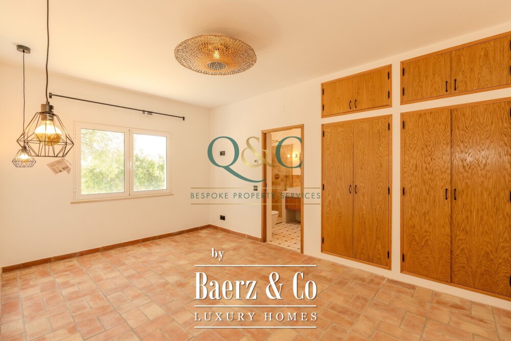 Beautiful luxury home in Santa Bárbara de Nexe, Quinta das Raposeiras image