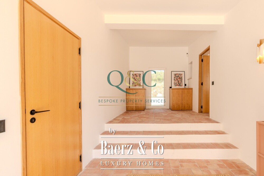 Beautiful luxury home in Santa Bárbara de Nexe, Quinta das Raposeiras image