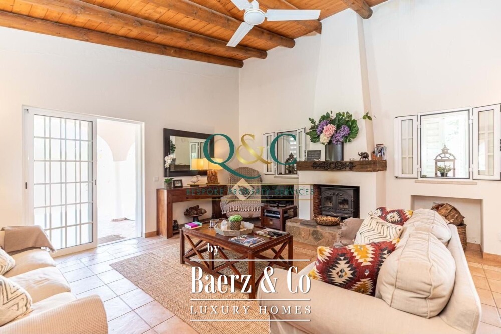 Beautiful luxury home in Salir, Countryside image