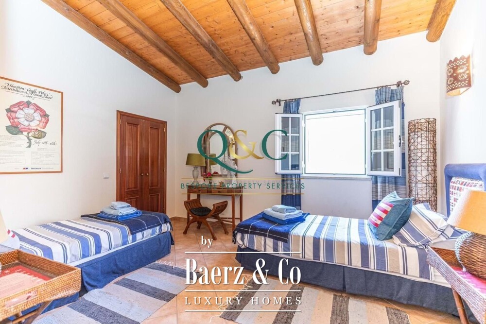 Beautiful luxury home in Salir, Countryside image