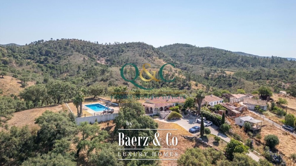 Beautiful luxury home in Salir, Countryside image