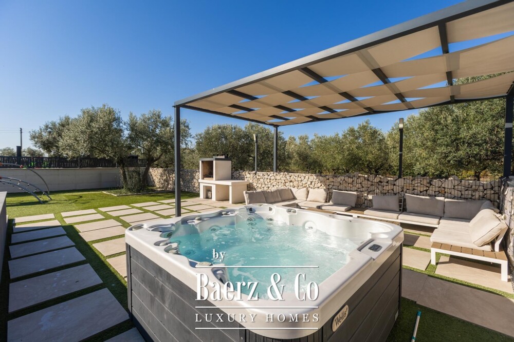 Istria, Galižana, spacious house with pool, large yard and sea view image