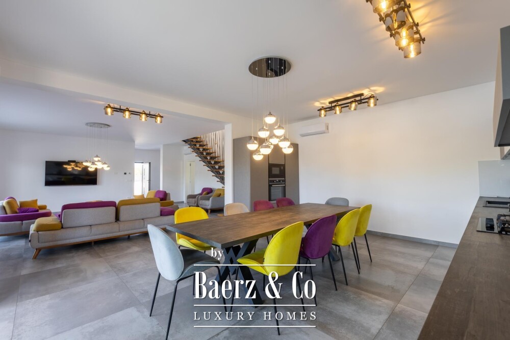 Istria, Galižana, spacious house with pool, large yard and sea view image