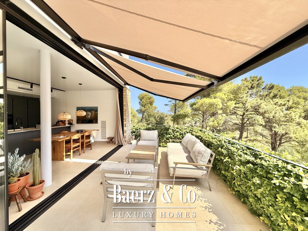 For sale contemporary villa with sea views, Begur image