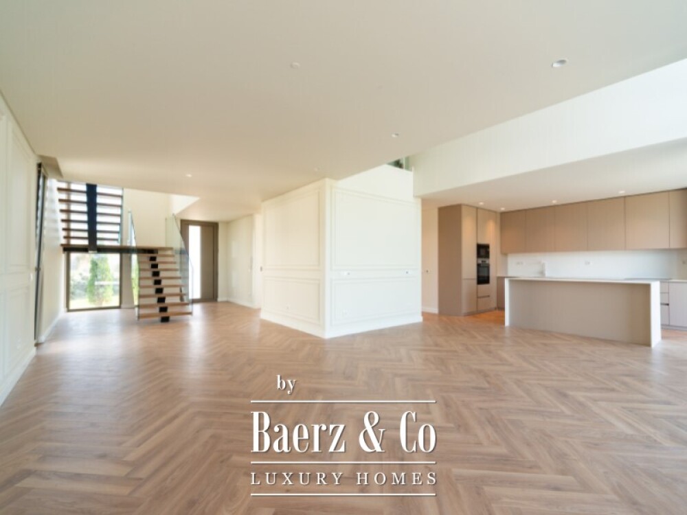 Brand-New Contemporary Villa in São João das Lampas, Close to the Beach image