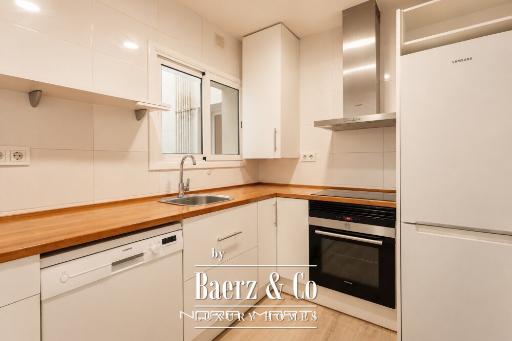 Apartment for sale in Les Corts image