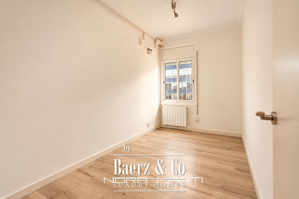 Apartment for sale in Les Corts image