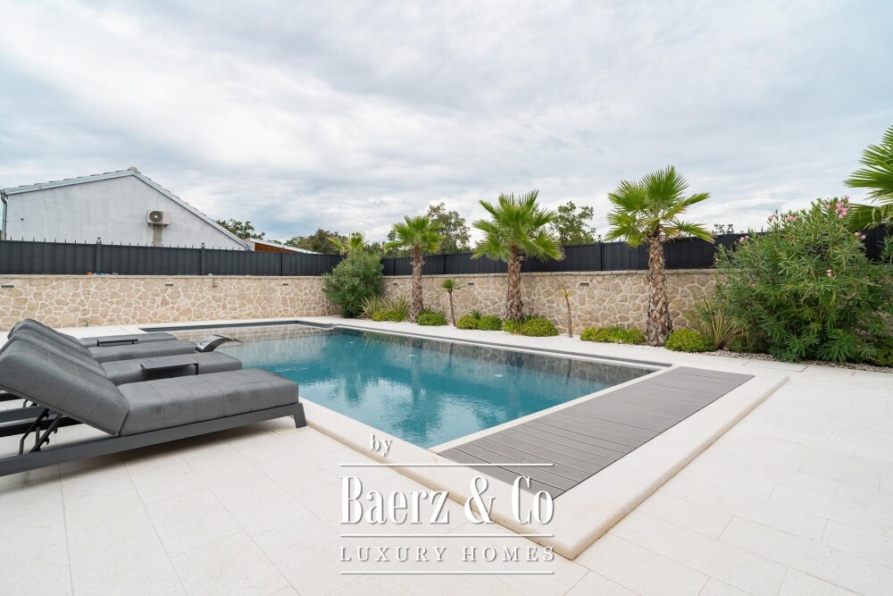 Zadar, Žerava - Luxury Stone Villa of Approx. 360 m², 5 En-Suite Bedrooms, Heated Infinity Pool image