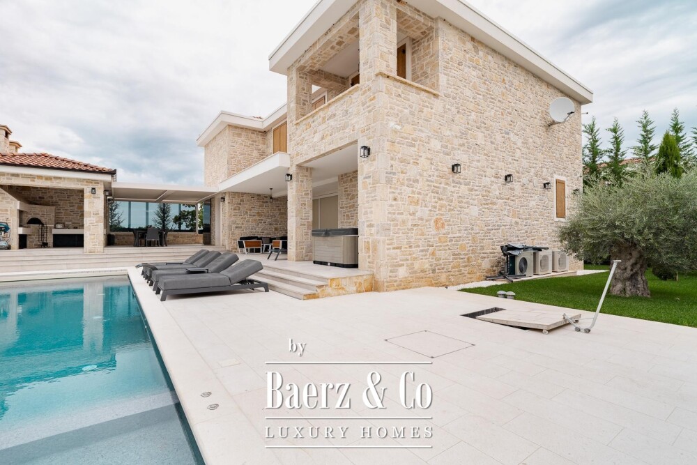 Zadar, Žerava - Luxury Stone Villa of Approx. 360 m², 5 En-Suite Bedrooms, Heated Infinity Pool image