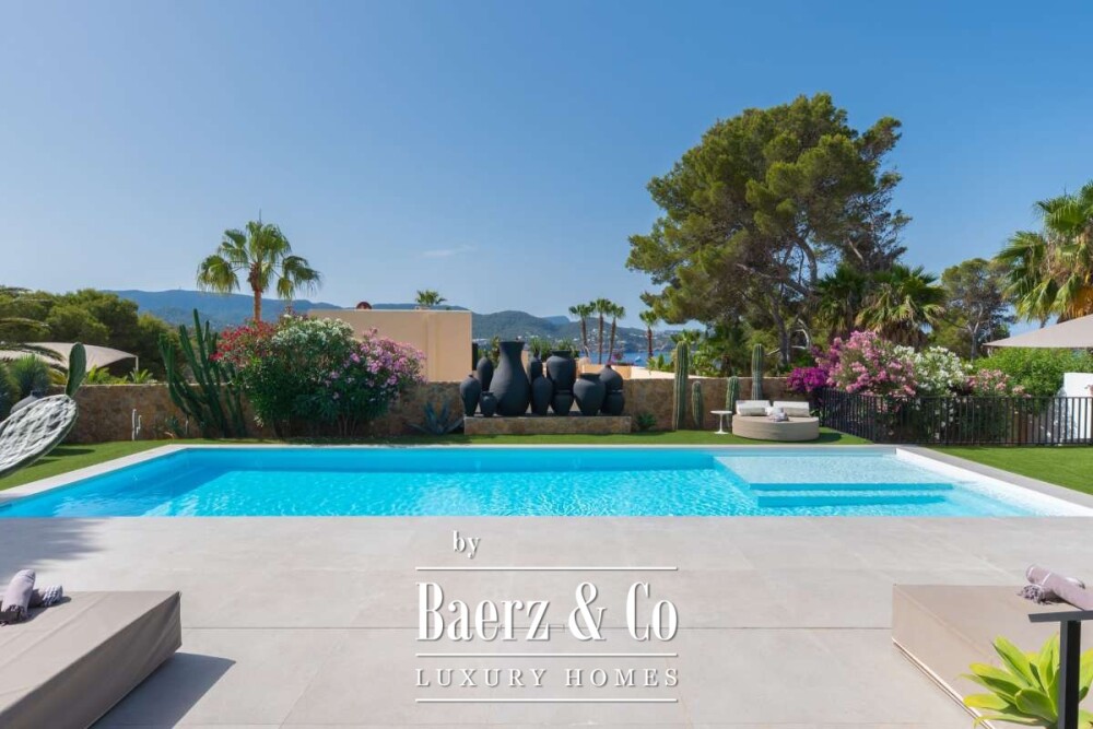 Beautiful luxury home in Cala Conta, Cala Conta image